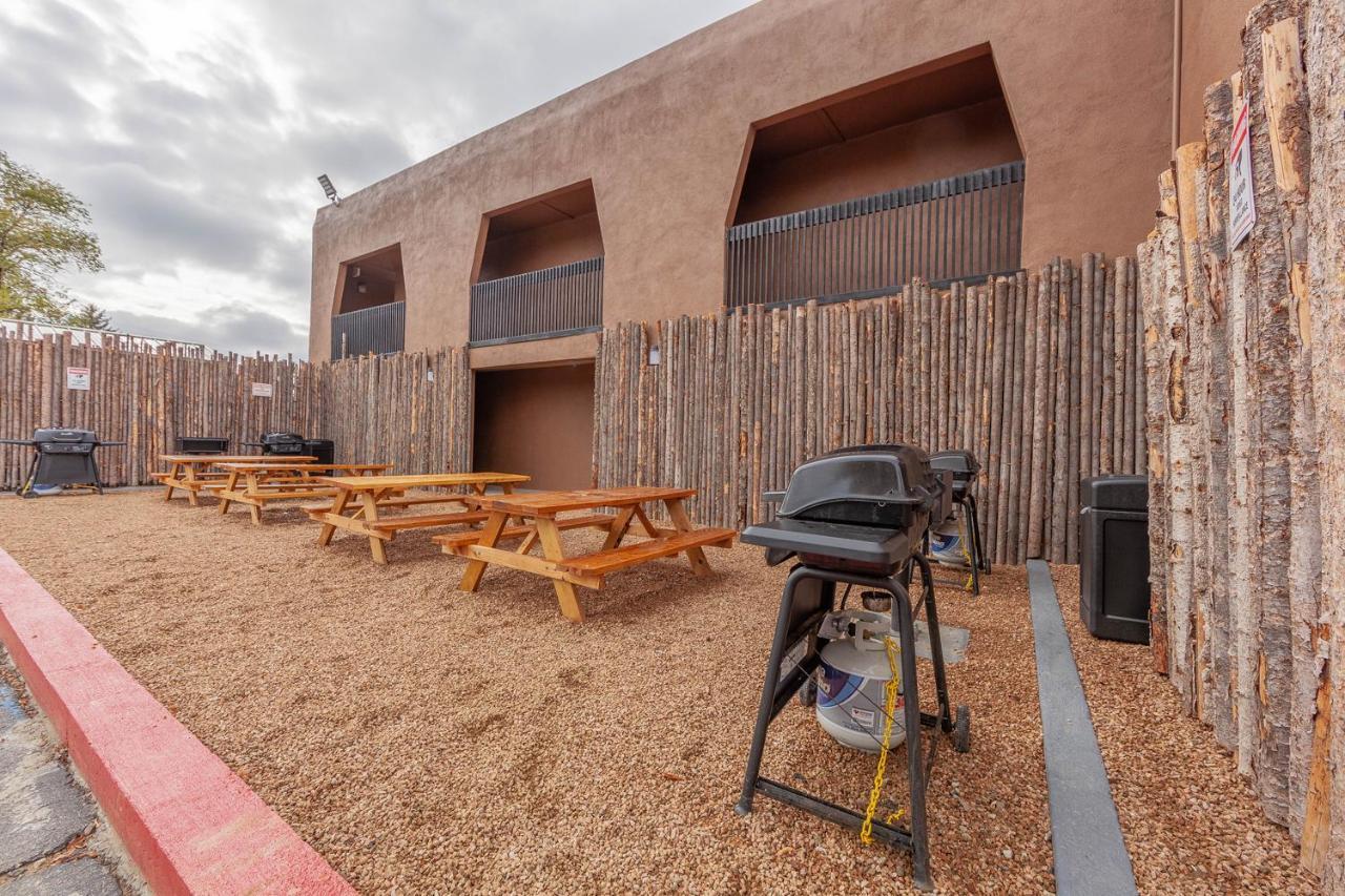 Taos Valley Lodge Exteriör bild